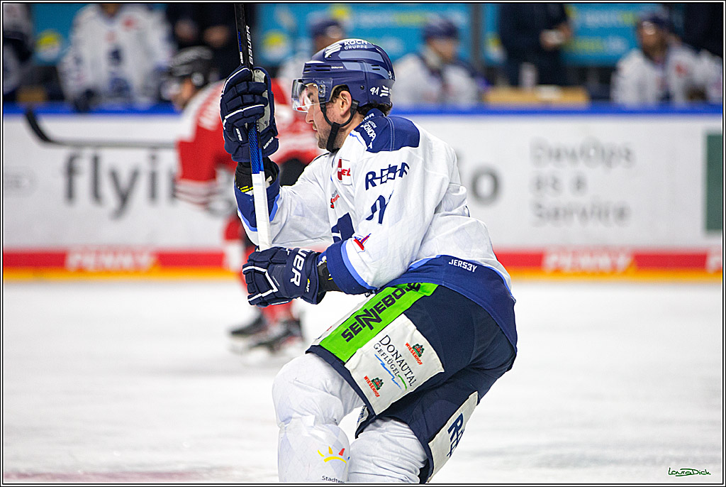 PENNY DEL; Koelner Haie- Straubing Tigers; Koeln, 28.12.2022